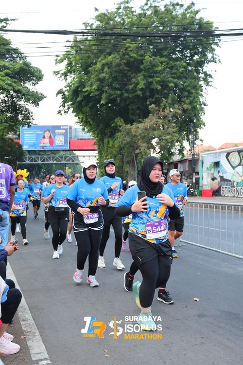 Race photo from SURABAYA ISOPLUS MARATHON 2025