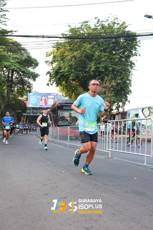 Race photo from SURABAYA ISOPLUS MARATHON 2025