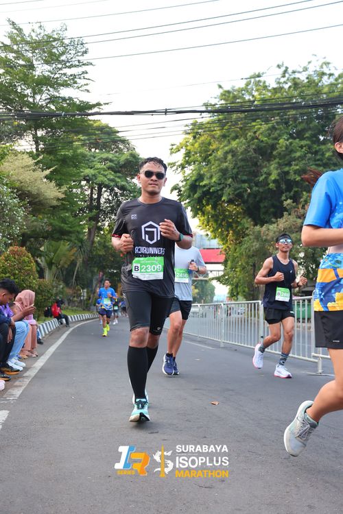 Race photo from SURABAYA ISOPLUS MARATHON 2025