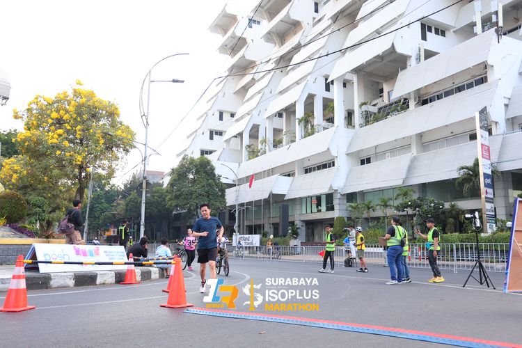 Race photo from SURABAYA ISOPLUS MARATHON 2025