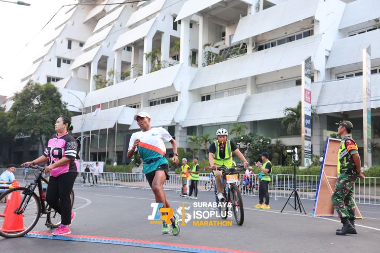Race photo from SURABAYA ISOPLUS MARATHON 2025