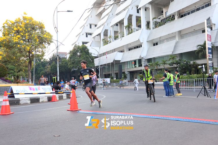 Race photo from SURABAYA ISOPLUS MARATHON 2025