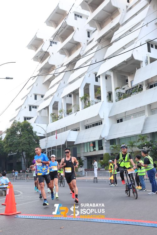 Race photo from SURABAYA ISOPLUS MARATHON 2025