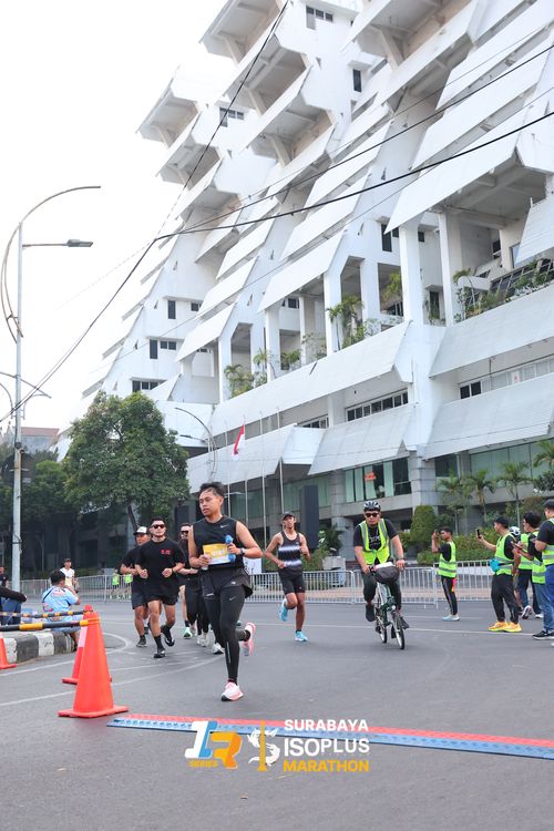 Race photo from SURABAYA ISOPLUS MARATHON 2025