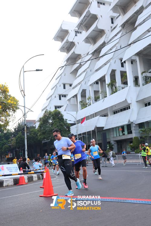 Race photo from SURABAYA ISOPLUS MARATHON 2025