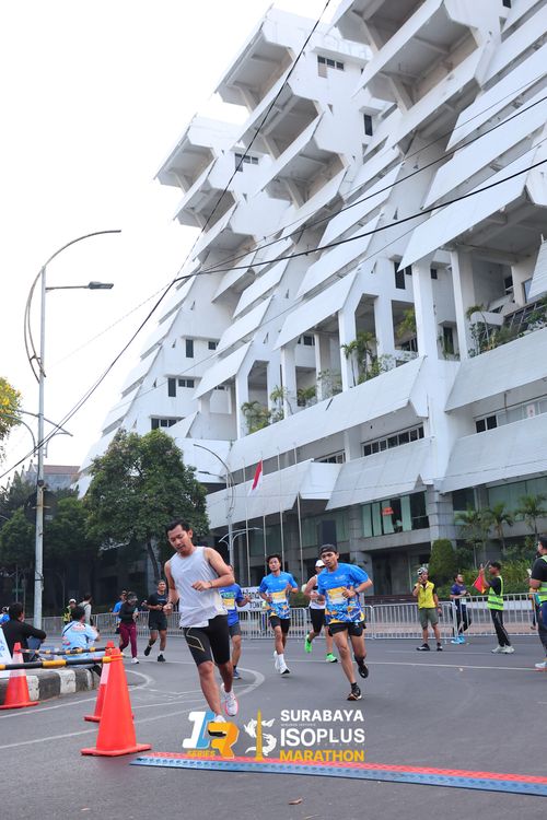 Race photo from SURABAYA ISOPLUS MARATHON 2025