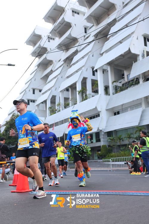 Race photo from SURABAYA ISOPLUS MARATHON 2025