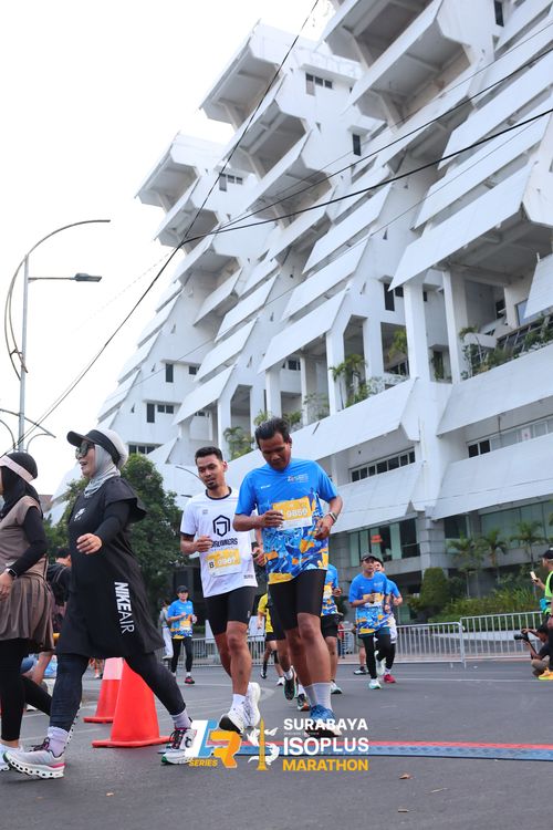 Race photo from SURABAYA ISOPLUS MARATHON 2025