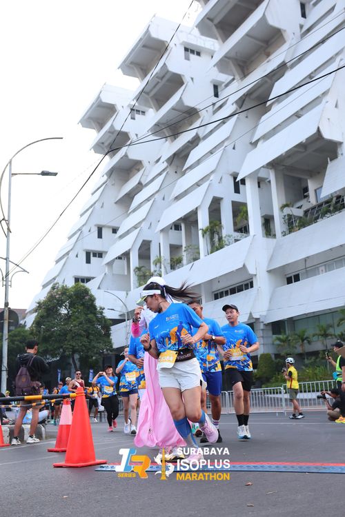Race photo from SURABAYA ISOPLUS MARATHON 2025