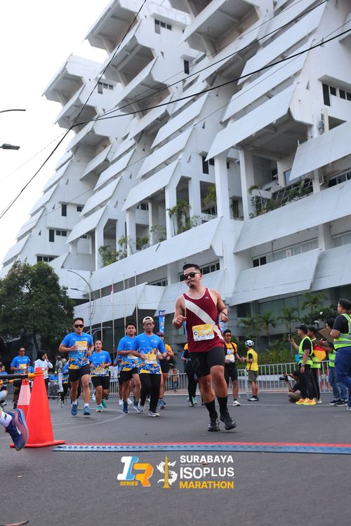 Race photo from SURABAYA ISOPLUS MARATHON 2025