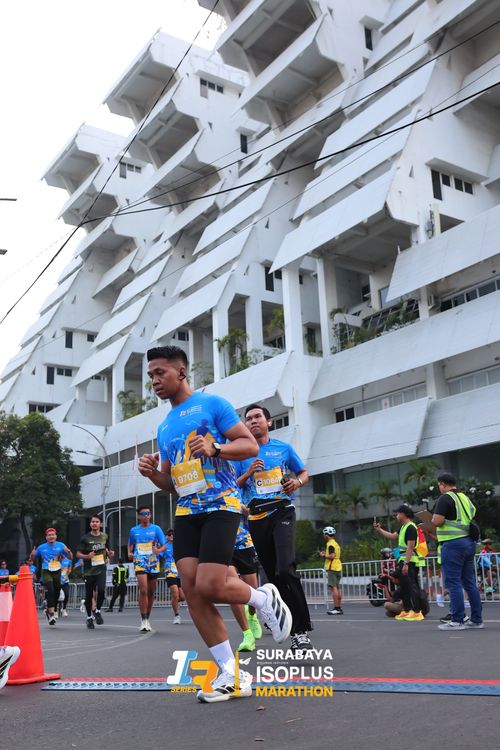 Race photo from SURABAYA ISOPLUS MARATHON 2025