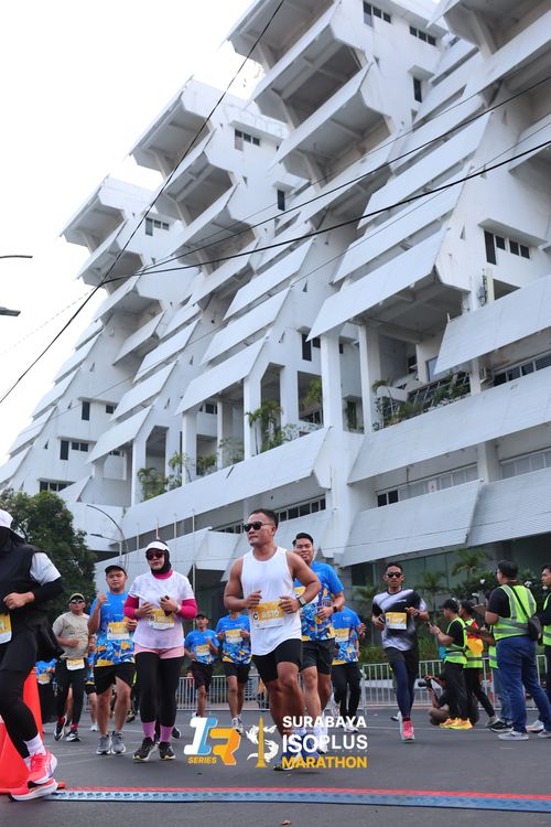 Race photo from SURABAYA ISOPLUS MARATHON 2025