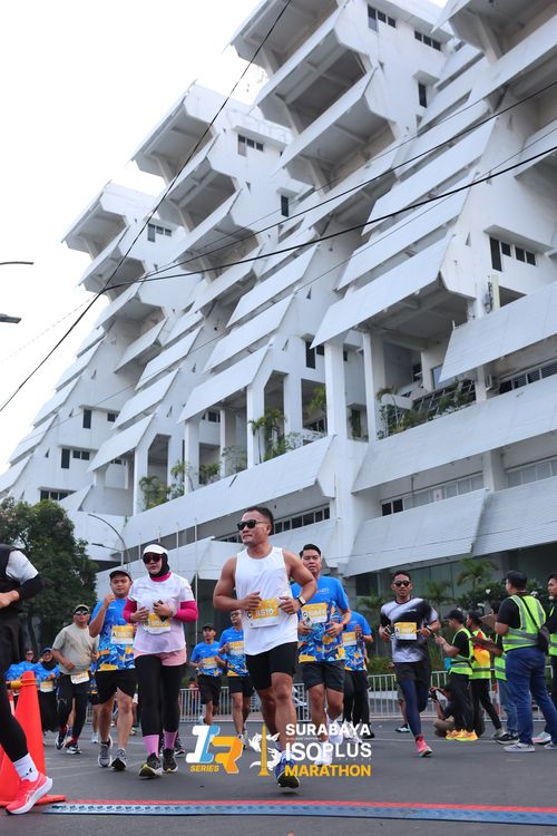 Race photo from SURABAYA ISOPLUS MARATHON 2025