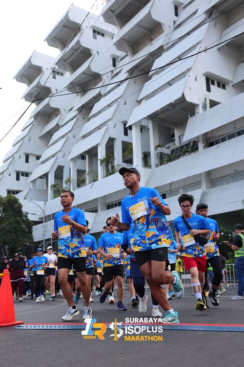 Race photo from SURABAYA ISOPLUS MARATHON 2025
