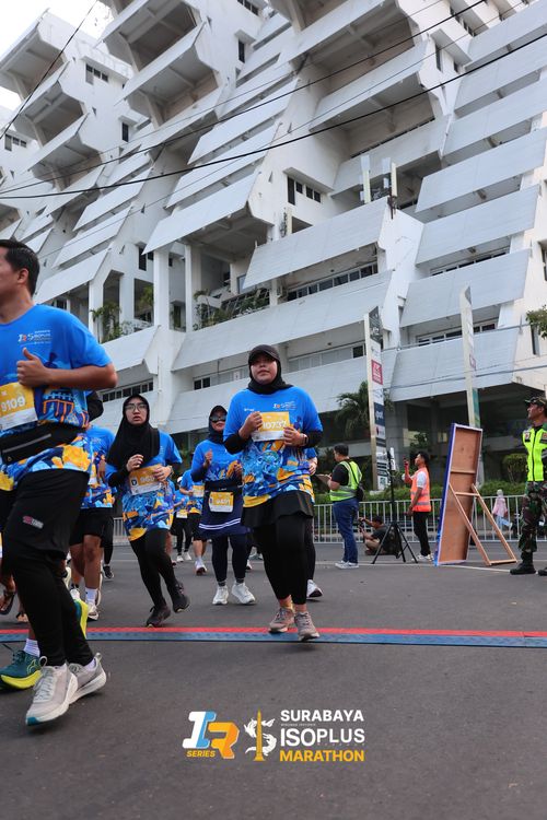 Race photo from SURABAYA ISOPLUS MARATHON 2025
