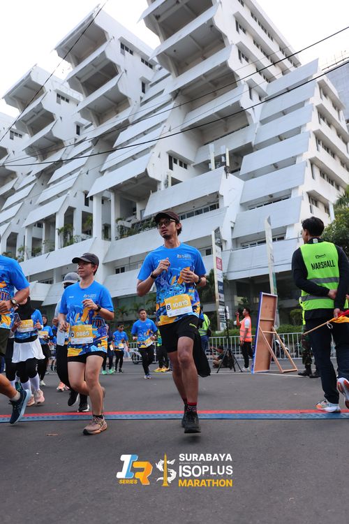 Race photo from SURABAYA ISOPLUS MARATHON 2025