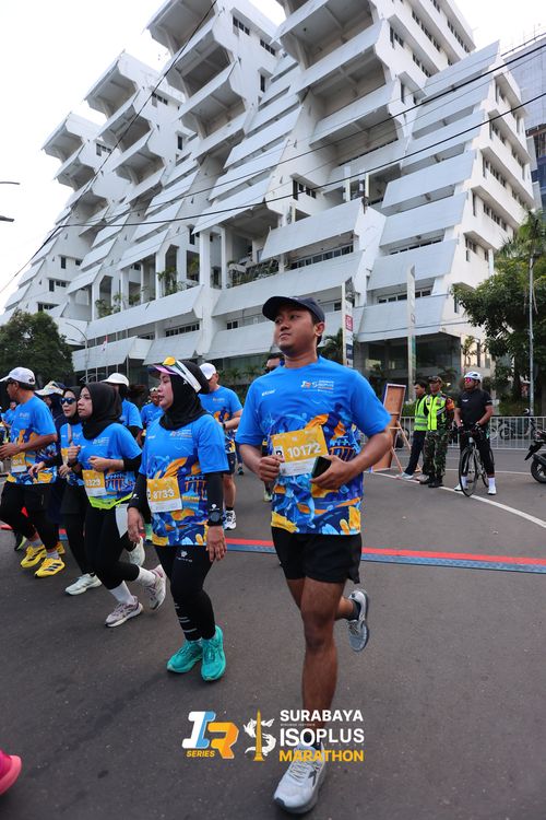 Race photo from SURABAYA ISOPLUS MARATHON 2025