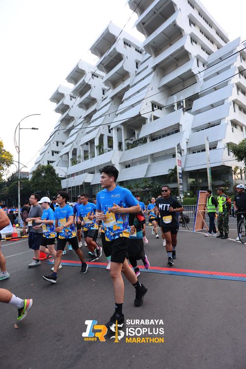 Race photo from SURABAYA ISOPLUS MARATHON 2025