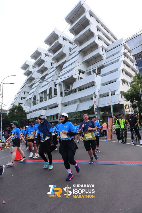 Race photo from SURABAYA ISOPLUS MARATHON 2025