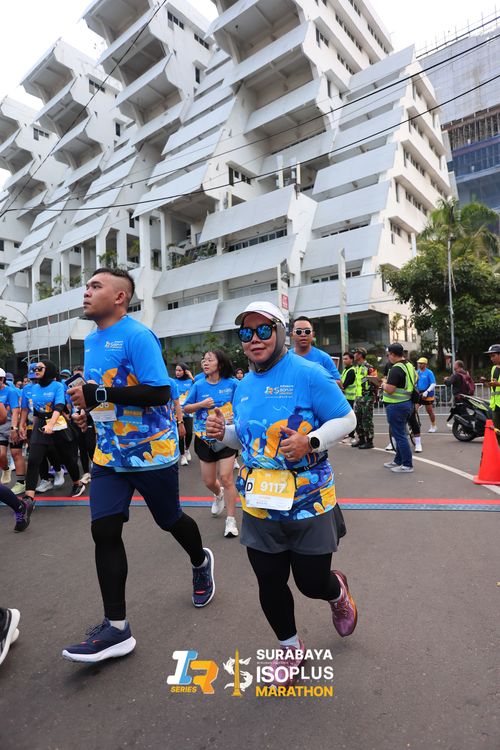 Race photo from SURABAYA ISOPLUS MARATHON 2025