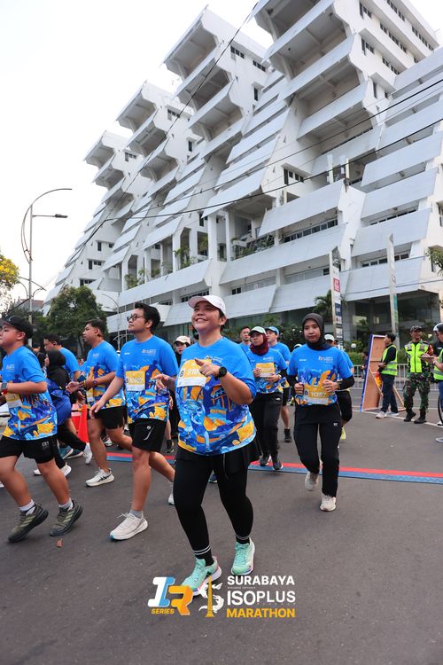 Race photo from SURABAYA ISOPLUS MARATHON 2025