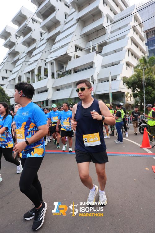 Race photo from SURABAYA ISOPLUS MARATHON 2025