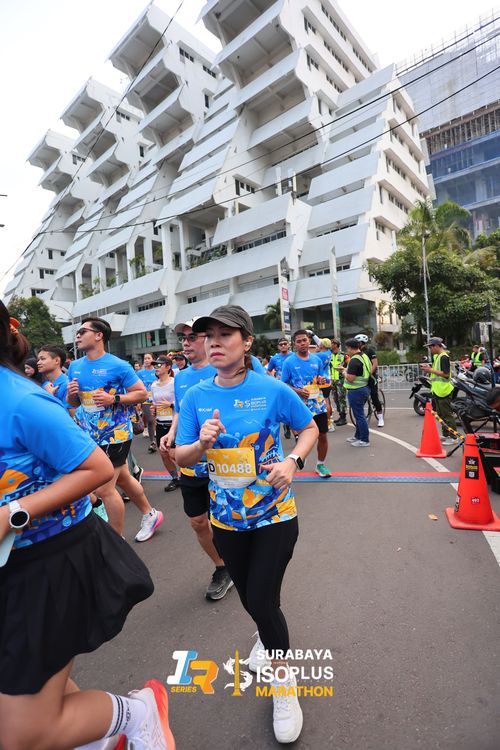Race photo from SURABAYA ISOPLUS MARATHON 2025