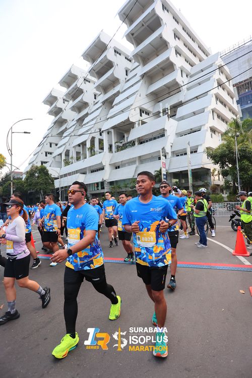 Race photo from SURABAYA ISOPLUS MARATHON 2025