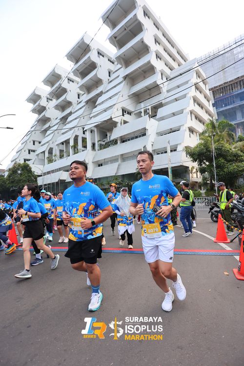 Race photo from SURABAYA ISOPLUS MARATHON 2025