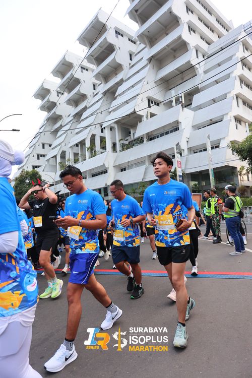 Race photo from SURABAYA ISOPLUS MARATHON 2025