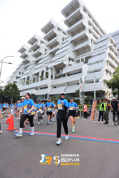 Race photo from SURABAYA ISOPLUS MARATHON 2025