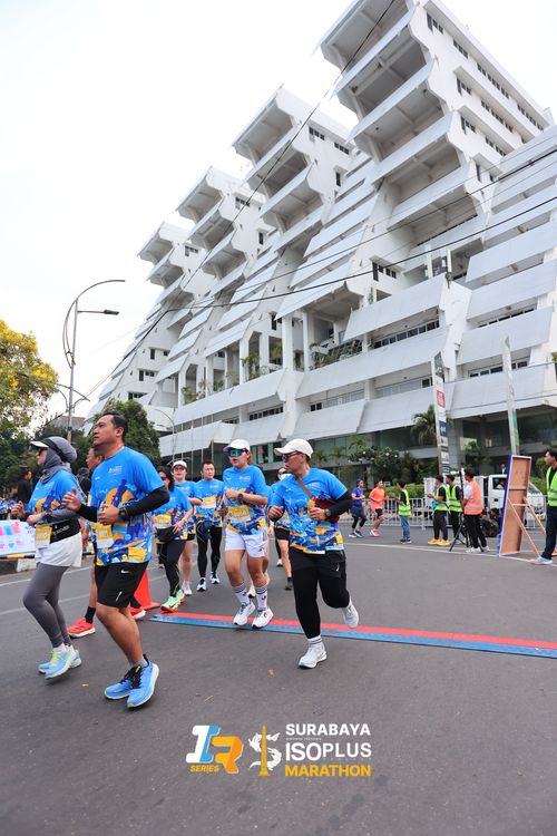 Race photo from SURABAYA ISOPLUS MARATHON 2025