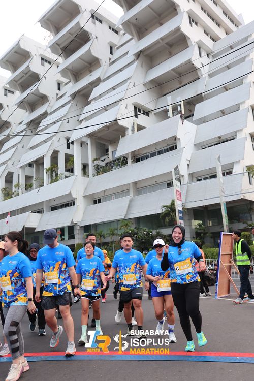 Race photo from SURABAYA ISOPLUS MARATHON 2025
