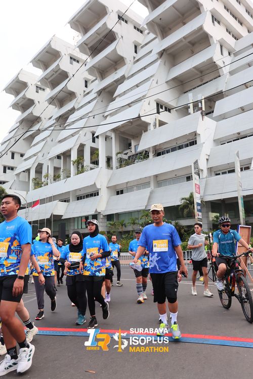 Race photo from SURABAYA ISOPLUS MARATHON 2025