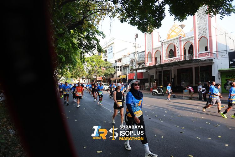 Race photo from SURABAYA ISOPLUS MARATHON 2025