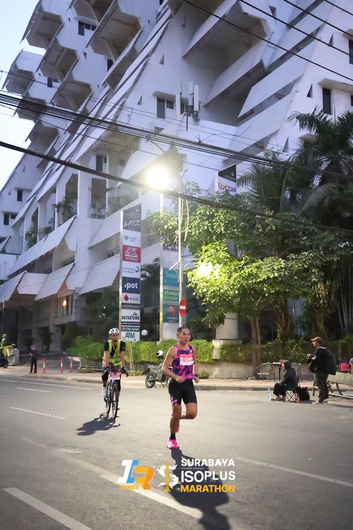 Race photo from SURABAYA ISOPLUS MARATHON 2025