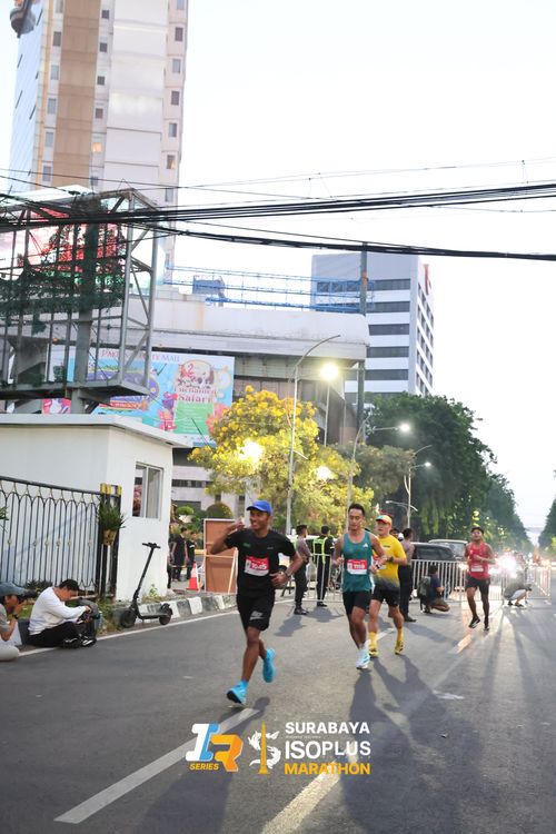 Race photo from SURABAYA ISOPLUS MARATHON 2025