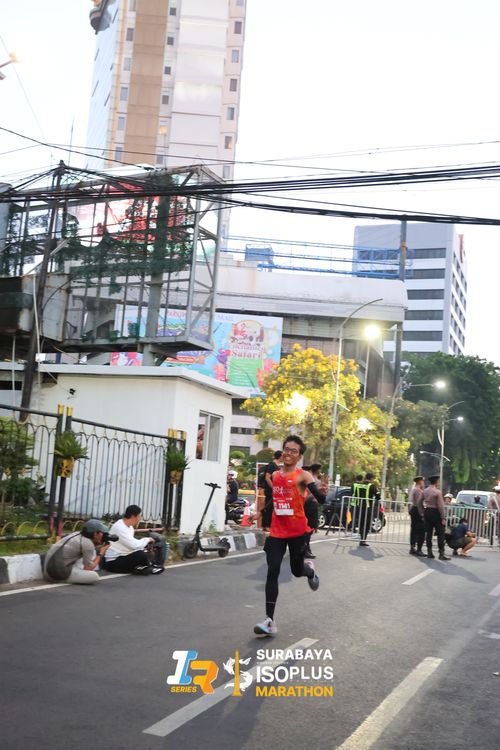Race photo from SURABAYA ISOPLUS MARATHON 2025