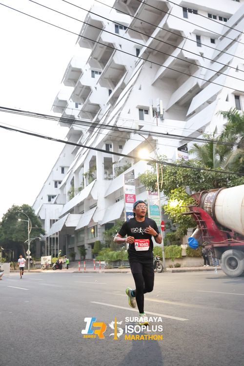 Race photo from SURABAYA ISOPLUS MARATHON 2025