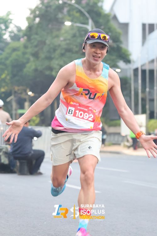 Race photo from SURABAYA ISOPLUS MARATHON 2025
