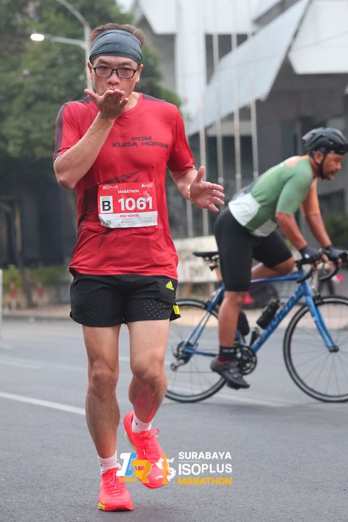 Race photo from SURABAYA ISOPLUS MARATHON 2025