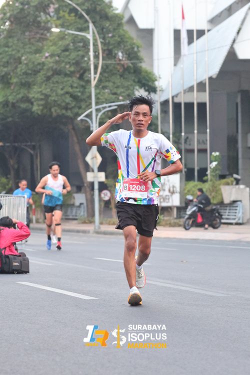 Race photo from SURABAYA ISOPLUS MARATHON 2025
