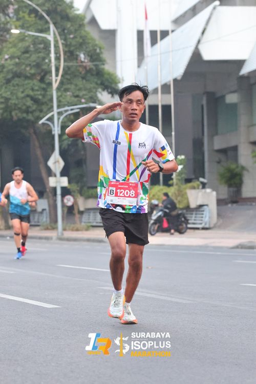 Race photo from SURABAYA ISOPLUS MARATHON 2025