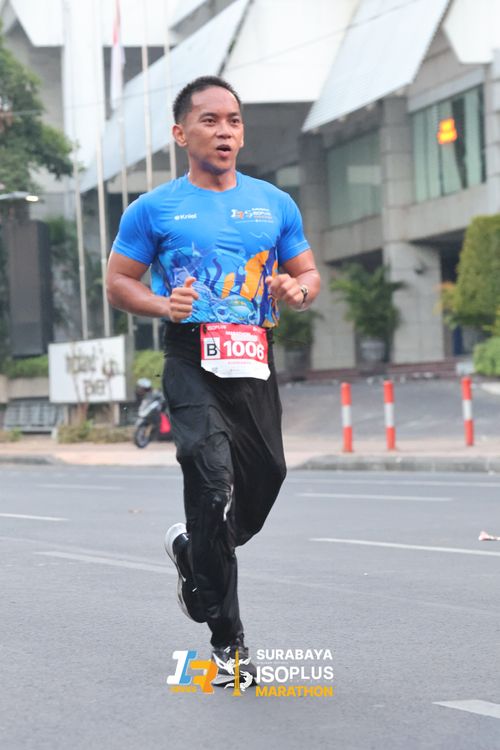 Race photo from SURABAYA ISOPLUS MARATHON 2025