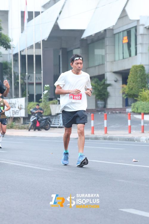 Race photo from SURABAYA ISOPLUS MARATHON 2025