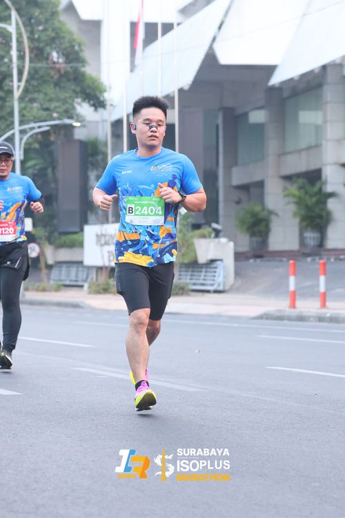 Race photo from SURABAYA ISOPLUS MARATHON 2025
