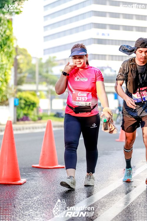 Race photo from Smartfren Run 2025 