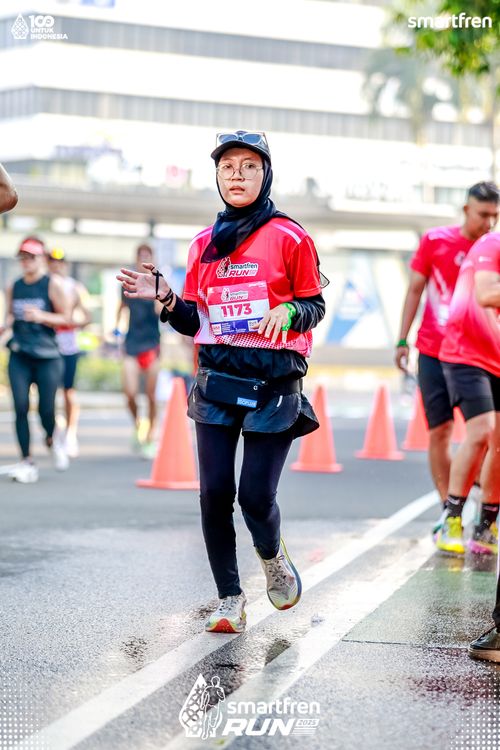 Race photo from Smartfren Run 2025 