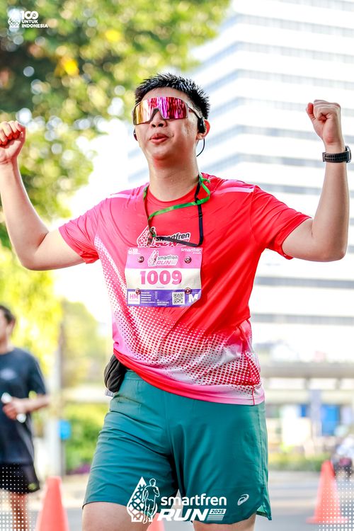 Race photo from Smartfren Run 2025 