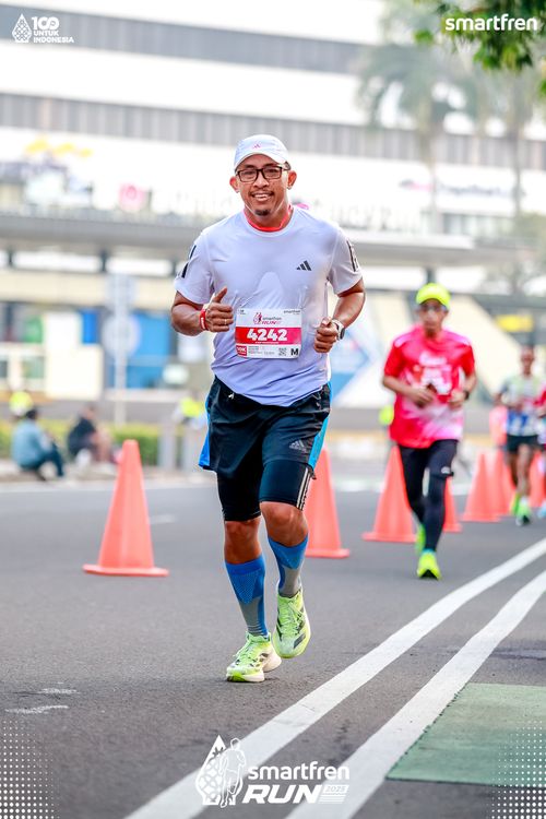 Race photo from Smartfren Run 2025 